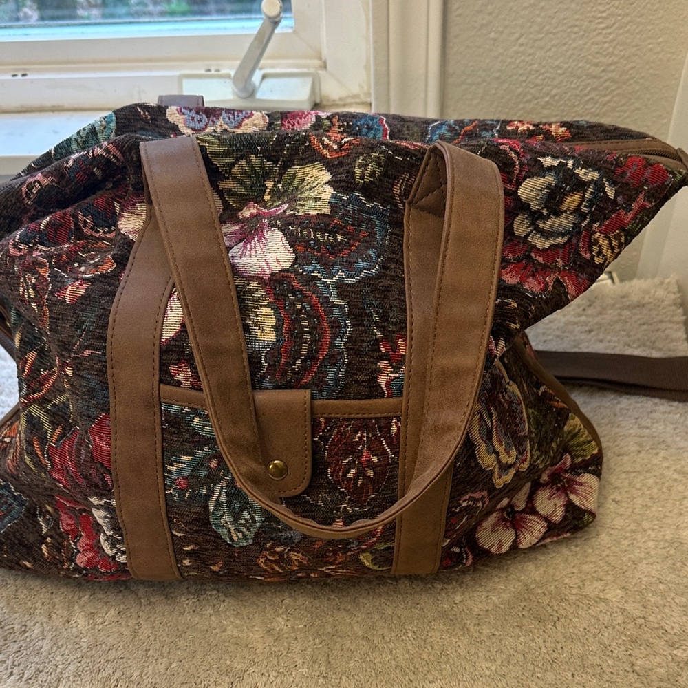 Natural Soul Floral Tapestry Tote with Brown Accents